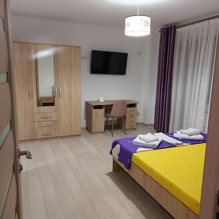 Apartamento Bya Brown Valea Lupului  Exterior foto