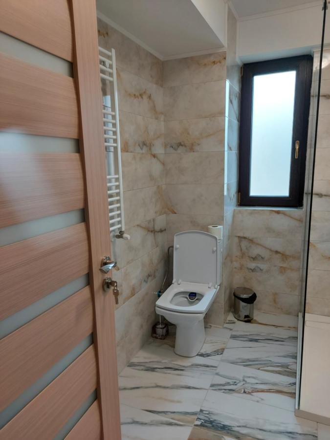 Apartamento Bya Brown Valea Lupului  Exterior foto