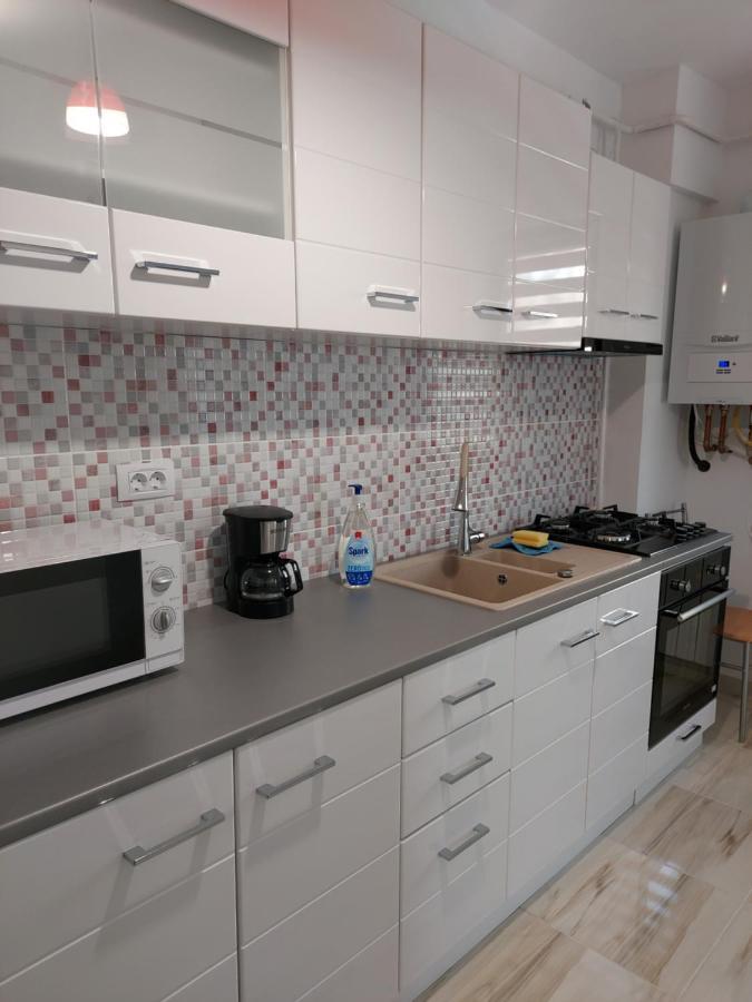 Apartamento Bya Brown Valea Lupului  Exterior foto