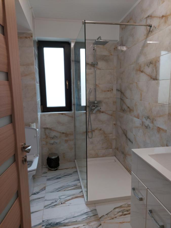 Apartamento Bya Brown Valea Lupului  Exterior foto