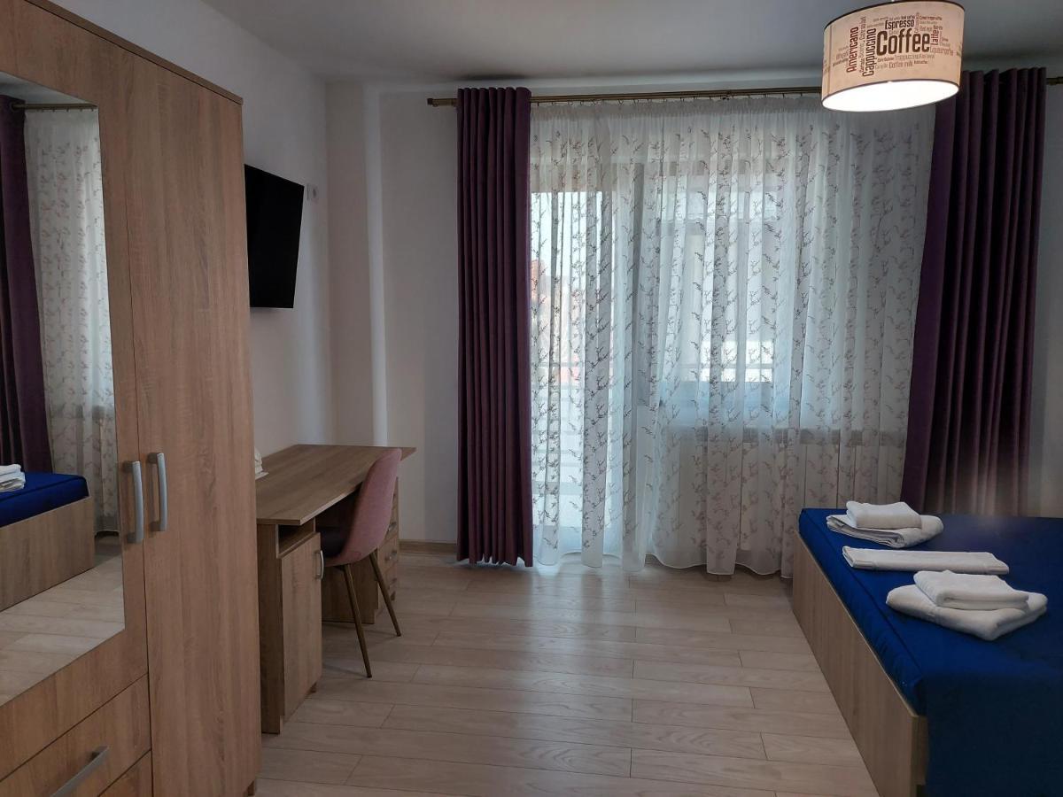 Apartamento Bya Brown Valea Lupului  Exterior foto