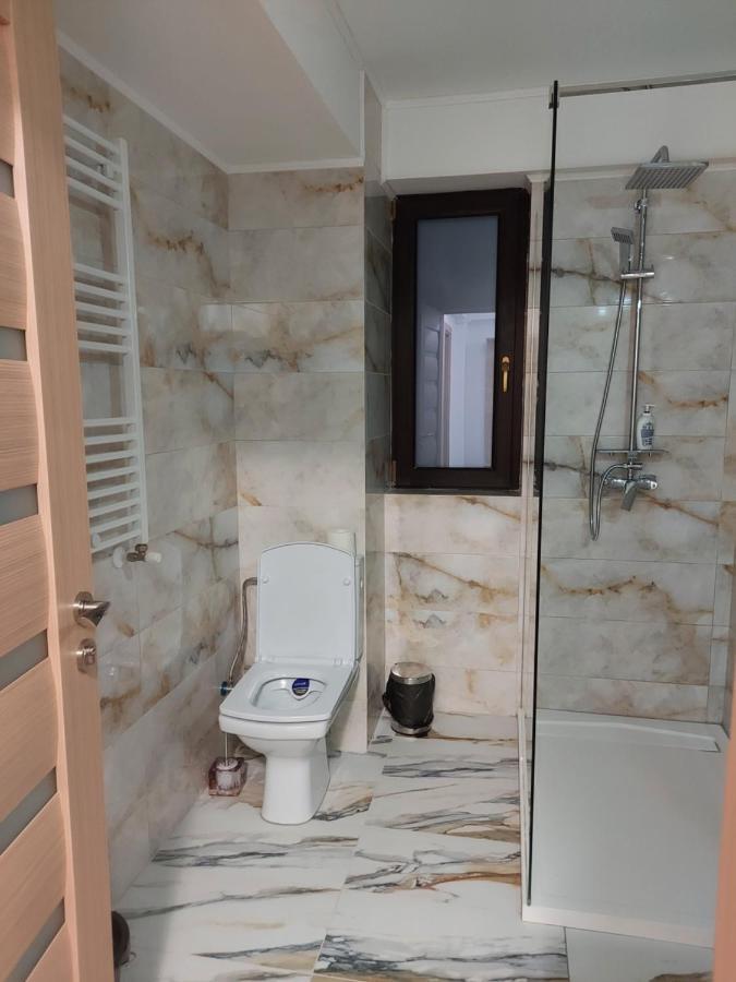 Apartamento Bya Brown Valea Lupului  Exterior foto