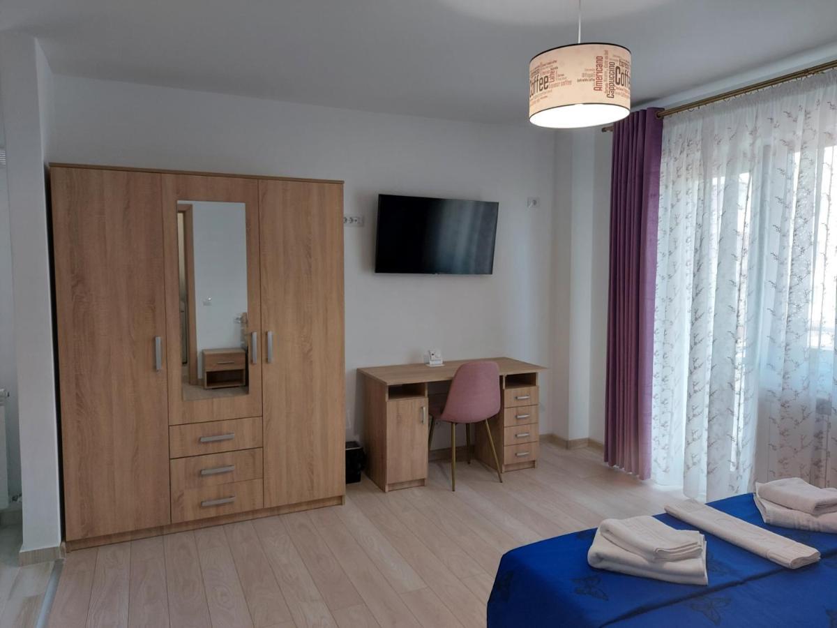 Apartamento Bya Brown Valea Lupului  Exterior foto